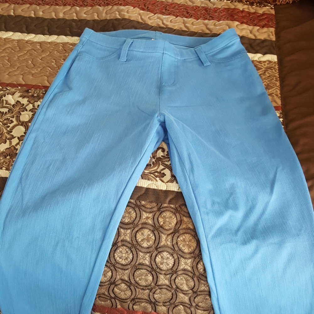 Blue jeggings